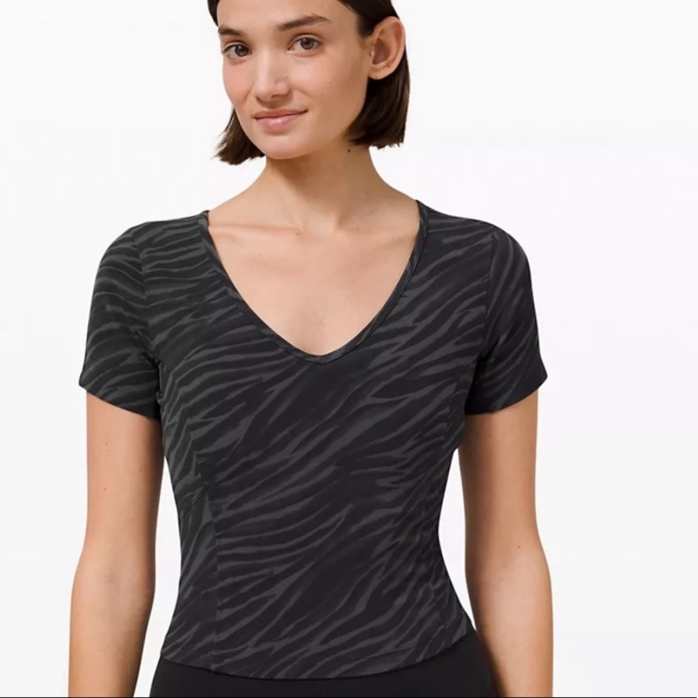 NWOT Lululemon Align Shirt